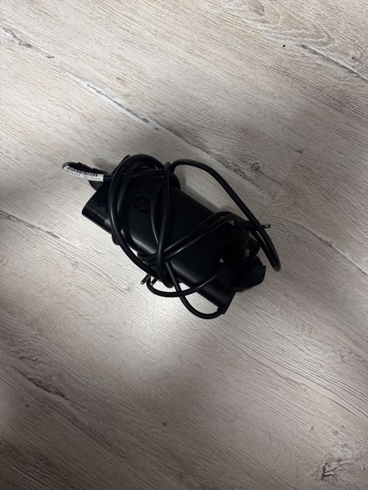 Laptop gaming Omen,windows 11,cooler.