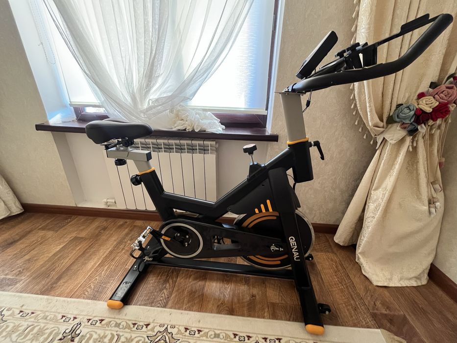 Велотренажёр GENAU