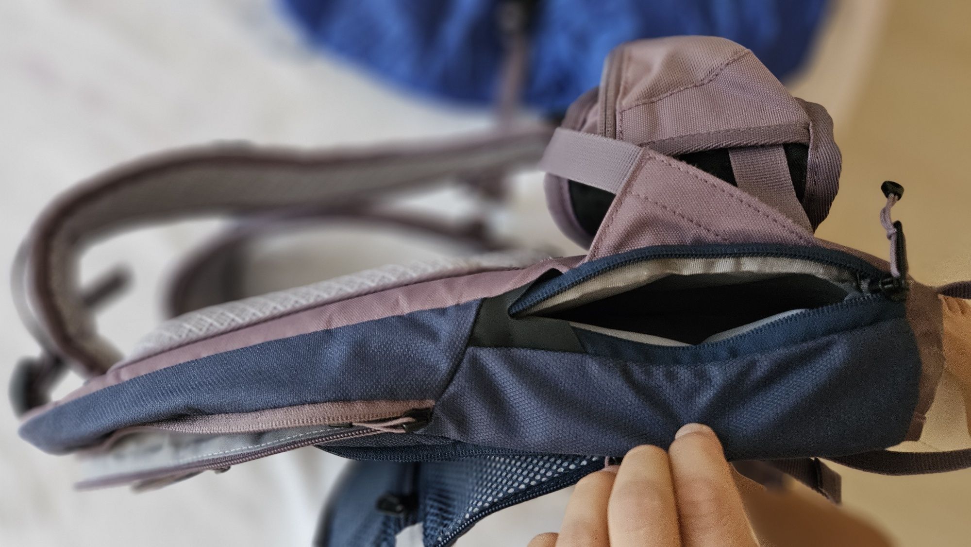 Deuter Attack SL 14L раница за планина и планинско колоездене