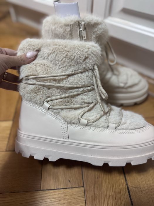 Ботуши Zara с пух