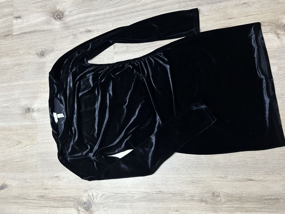 Кадифена рокля H&M