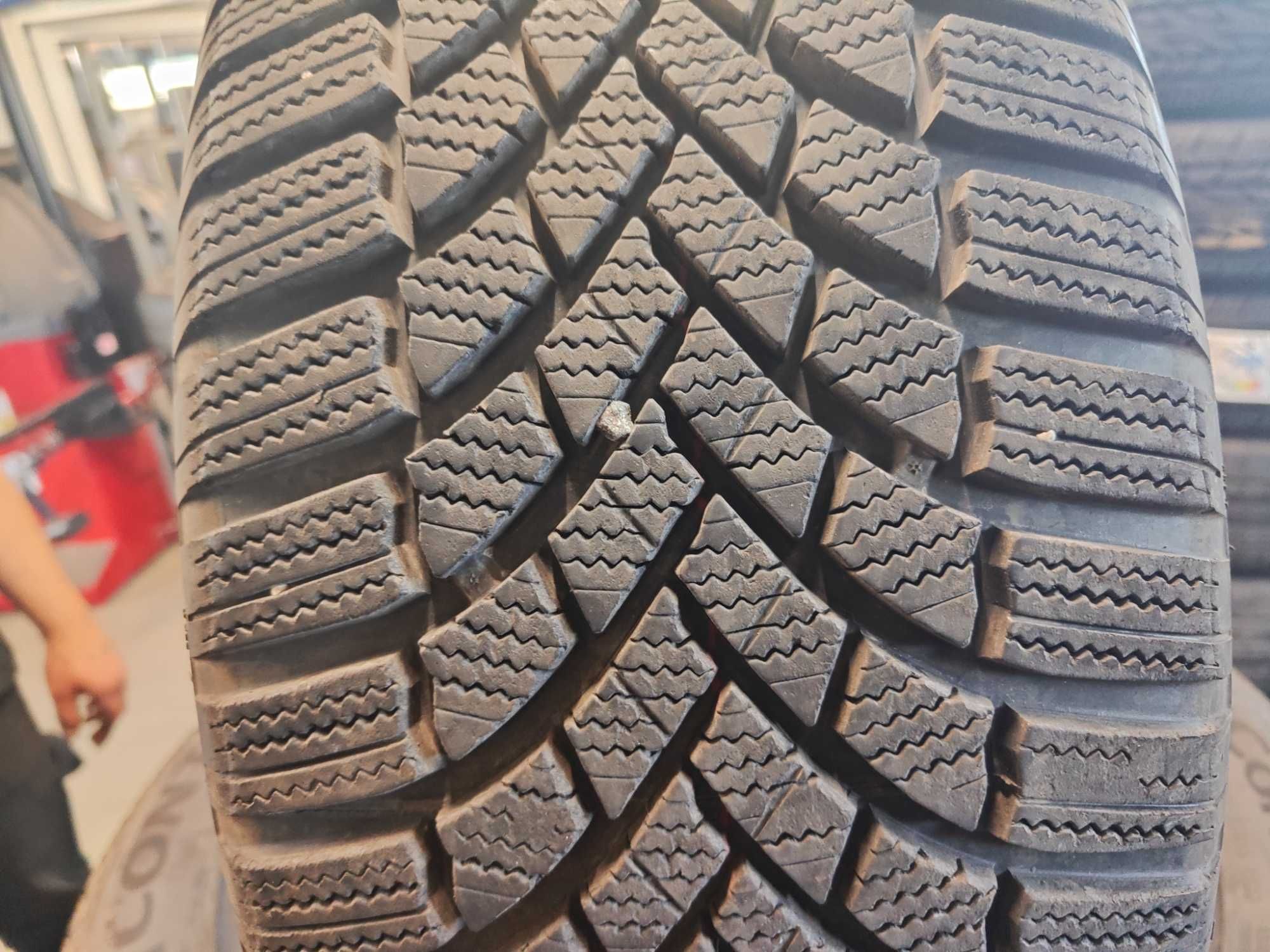 4бр.зимни гуми 235/50/19 Bridgestone