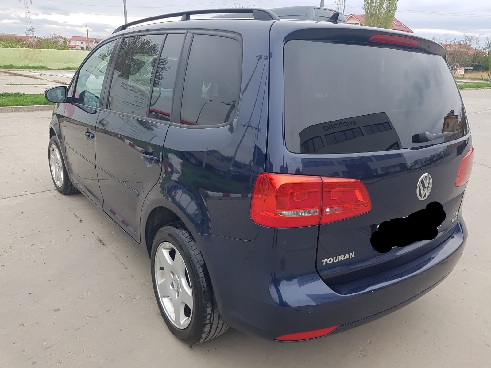 Volkswagen TOURAN 1.6 TDI 105 cp, Posibilitate vânzare în  rate