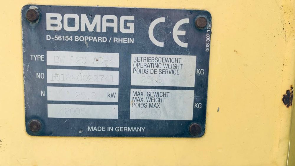 Срочно Продается виброкаток BOMAG BW 120 AD-4