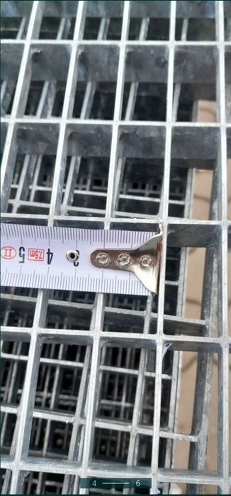 Vindem grătare zincate galvanizate la ori ce dimensiuni se debitează ș