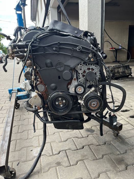 Vând motor de Audi Q5 Euro5/6