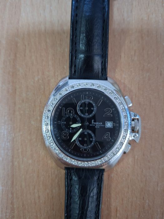 Vând ceas dama Freelook original