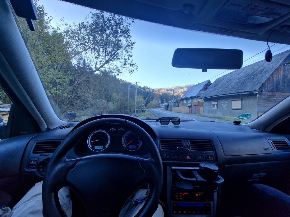 Vând golf 4 1.6 16 valve