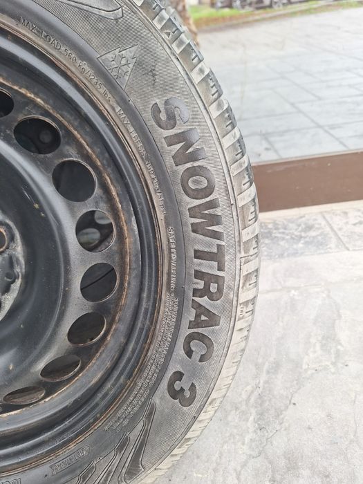 Зимни гуми с железни джанти