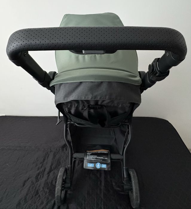Ergobaby Metro+ в черно