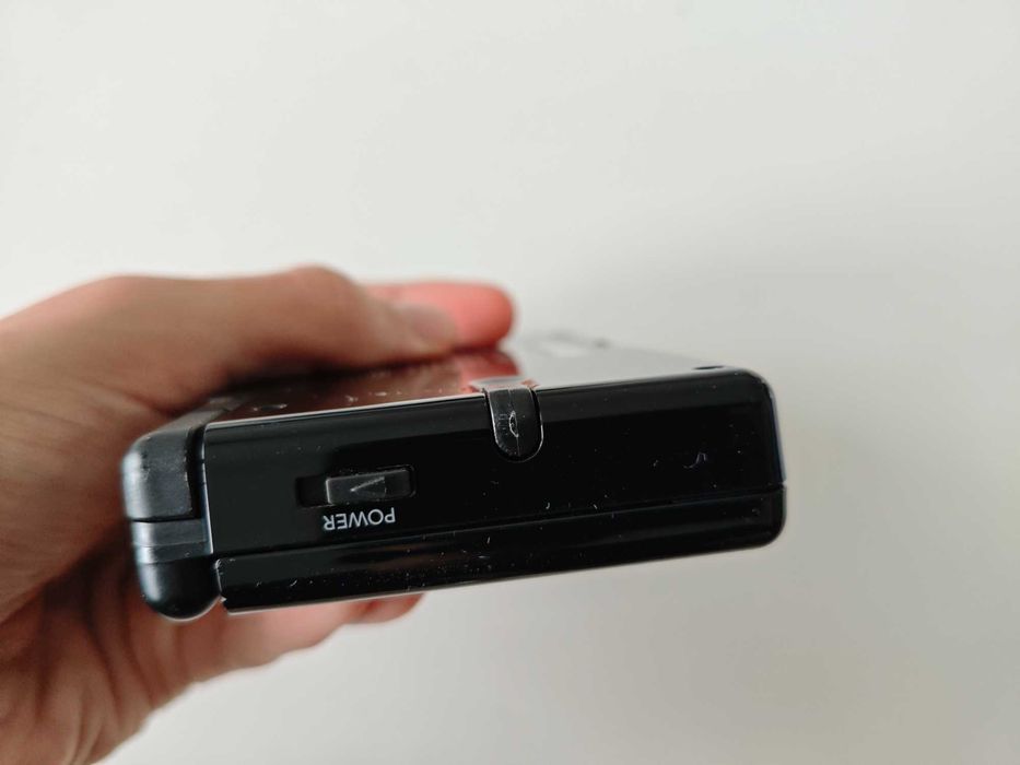 Nintendo DS Lite - качени много игри