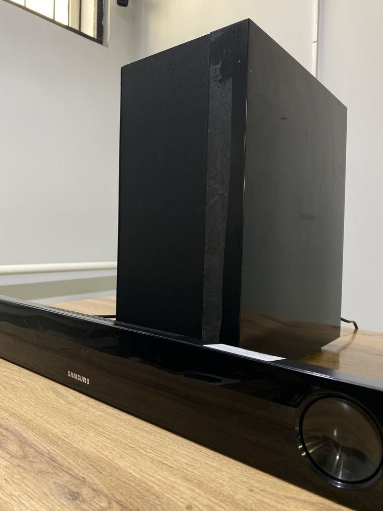 Саундбар Samsung HW-H430