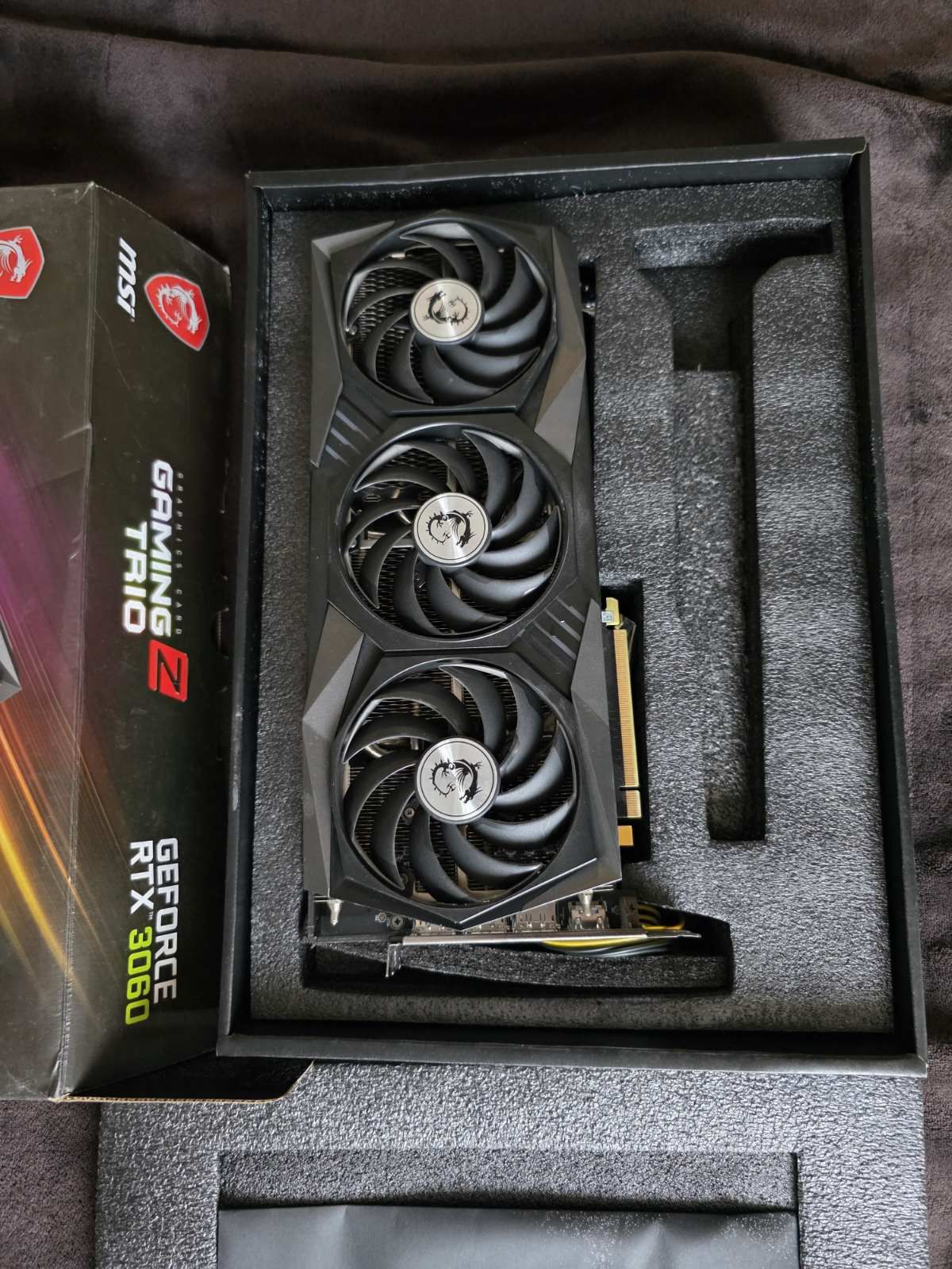 Geforce RTX 3060  Gaming Trio z