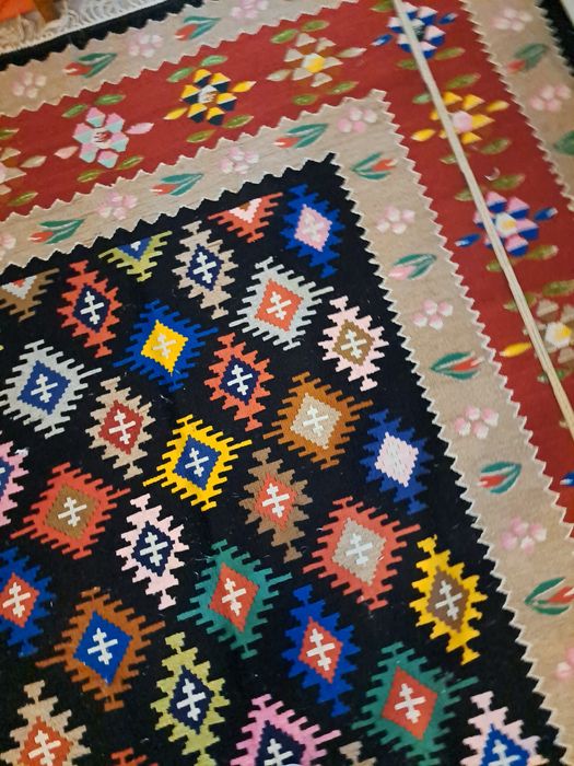 Covor taranesc de lana 100%%