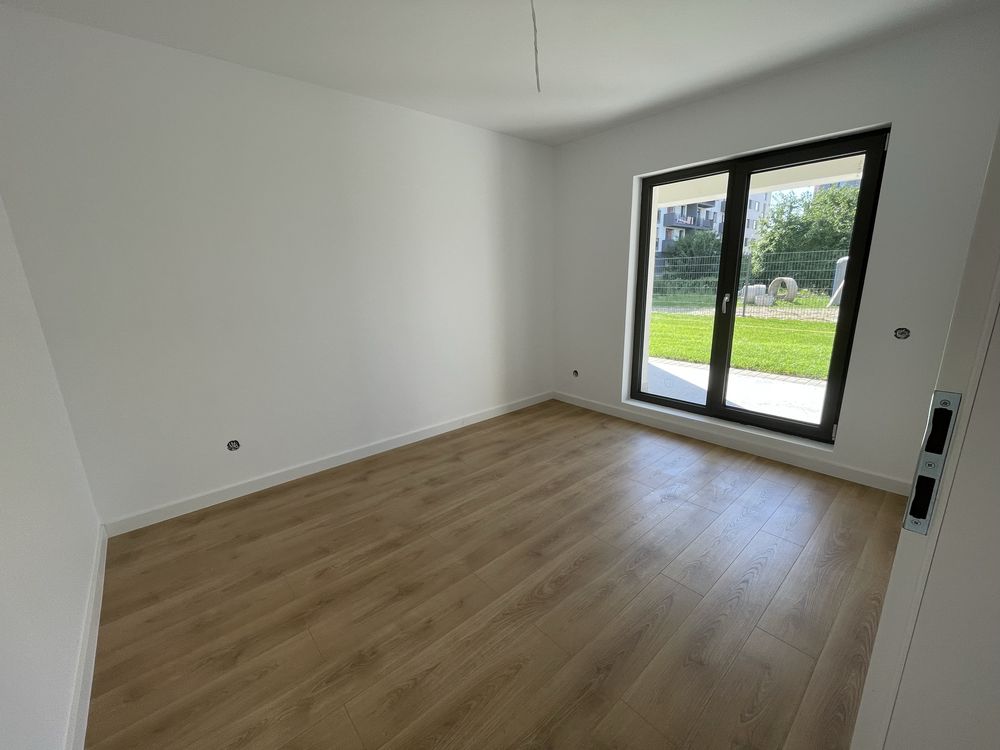 Exclusivitate! Apartament 2 camere + gradina 21 mp, Calea Moldovei