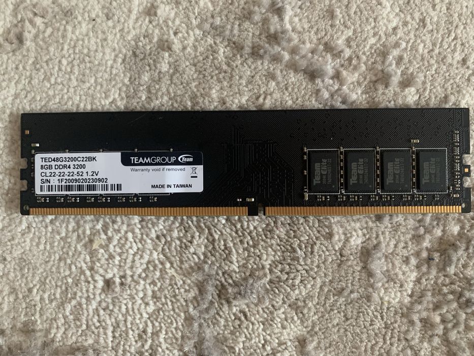 ОЗУ на ddr4 8gb и ddr3 4gb