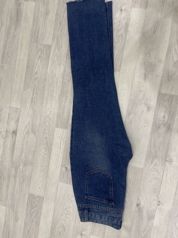 Продам джинсы размер 42-44
