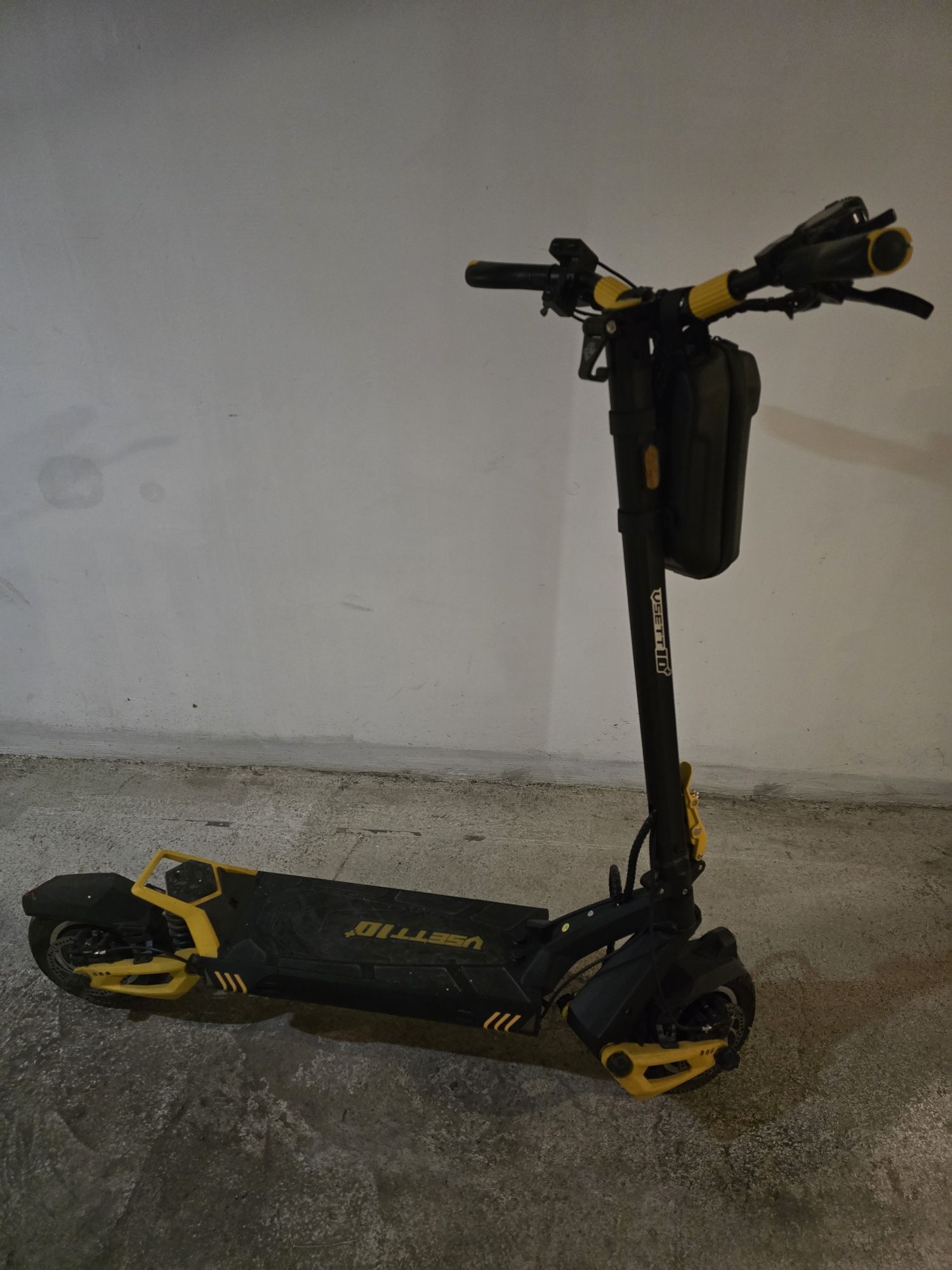 Продавам Vsett 10+