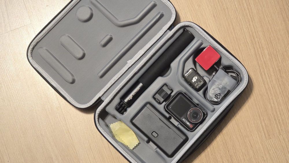 DJI Osmo Action 5 Pro Creator Combo + DJI Mic 2