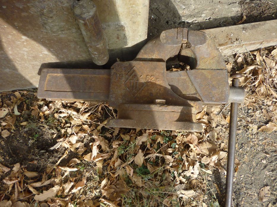 Тиски большие - 1962 г.