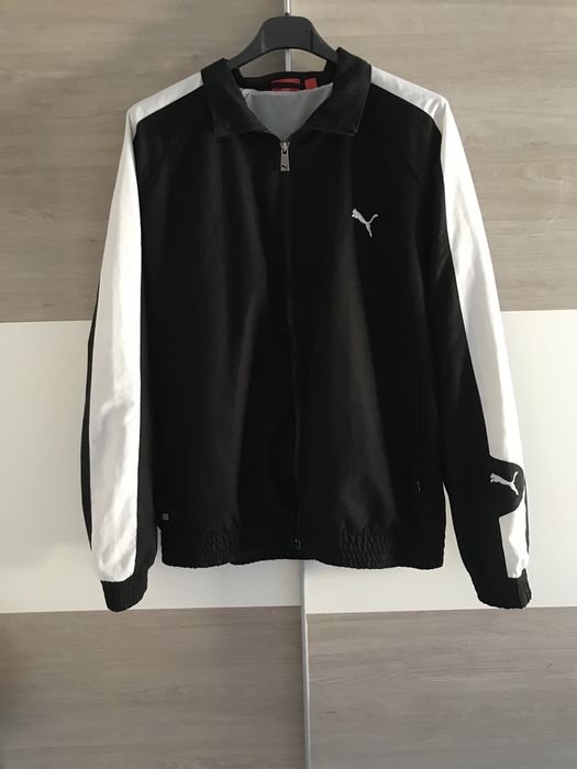 Vand: Jachetă Puma