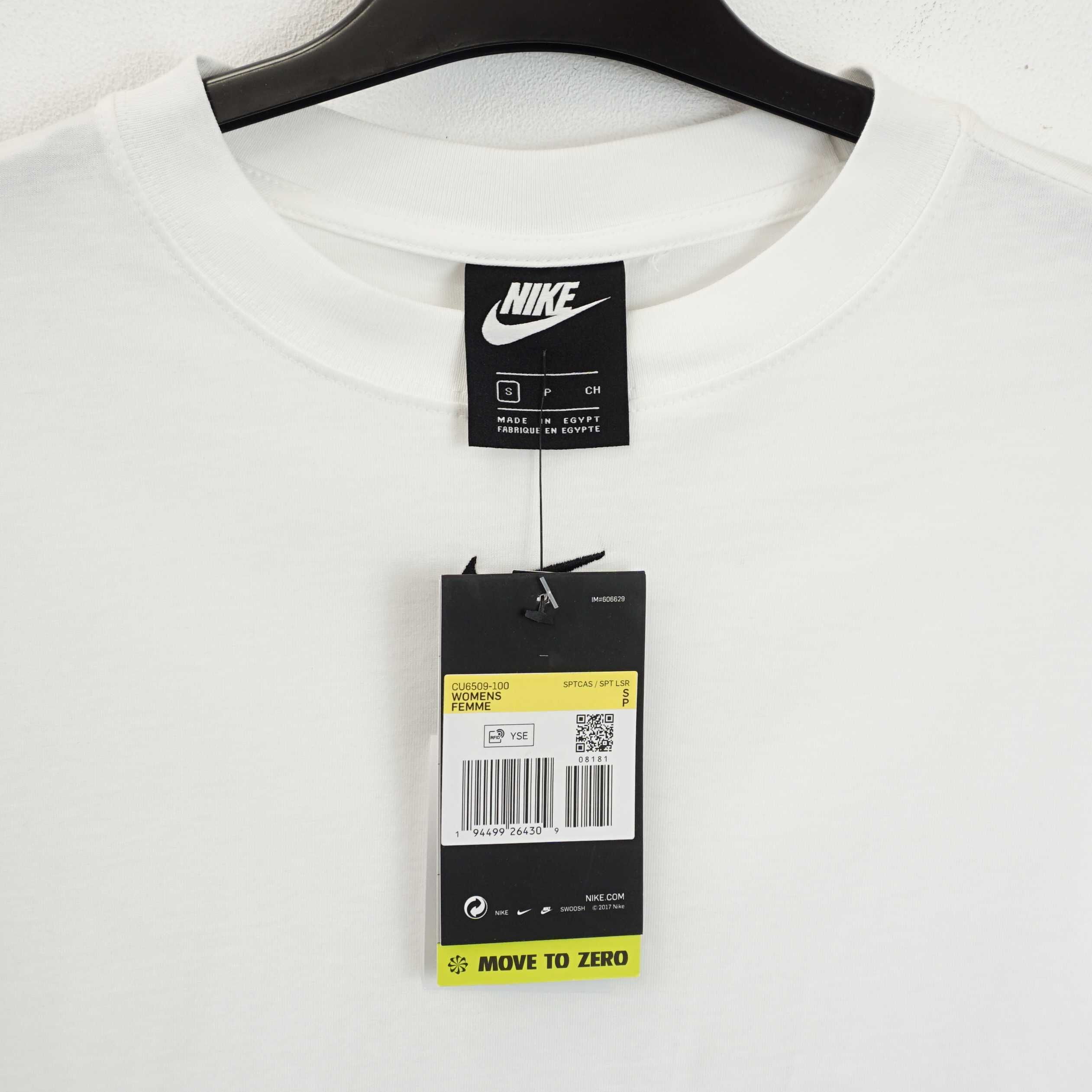 Nike чисто нова оригинална рокля - S