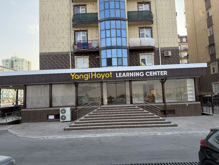 Аренда: нежилое помещение.
Ориентир: комплекс Наваи сити, центральный