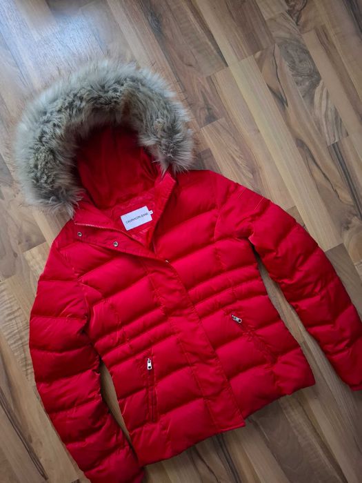 Calvin Klein-Пухено яке