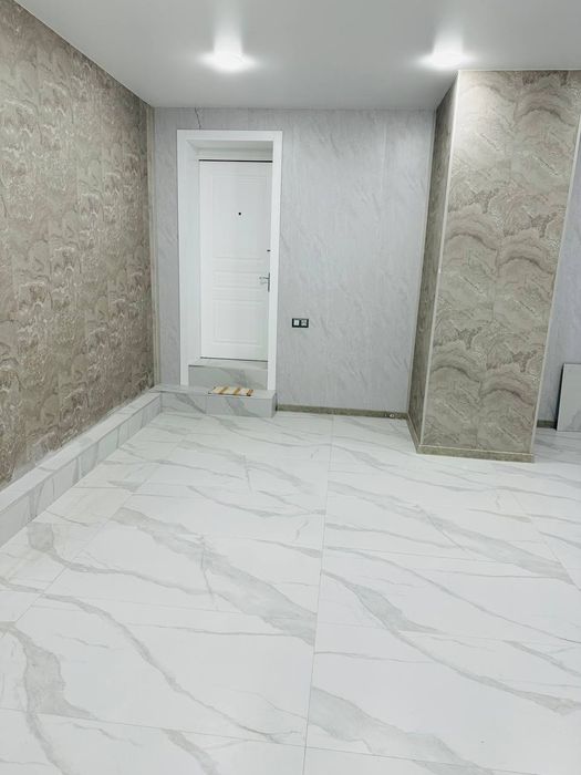 Продаётся квартира, под не жилое!М-Улугбек   Эко базар!!!