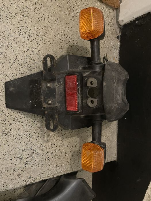 Capace roata, suport placuta numar, piese auto-moto