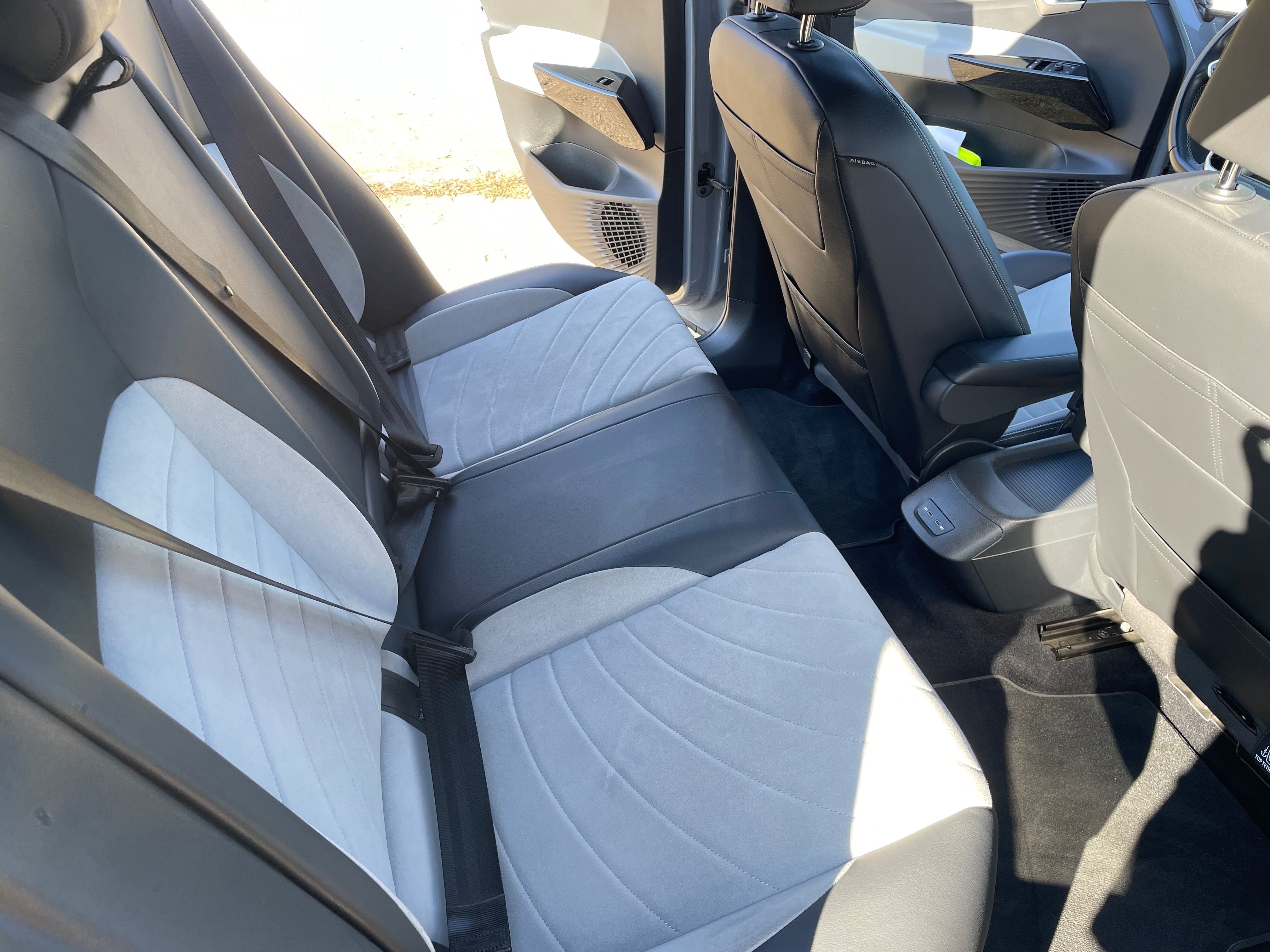 Продавам електро кола ID3 pro S