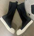Ghete Rick Owens nr 43 Sunati la nr afisat