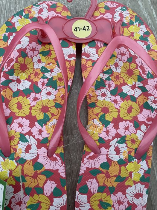 Șlapi pentru baie/plajă nr.41-42 noi