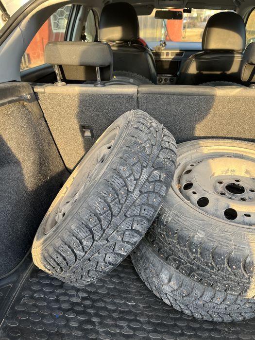 Продам зимнюю резину
