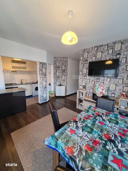Apartament de vanzare, cu 3 camere, 65mp, parcare, zona Stejarului