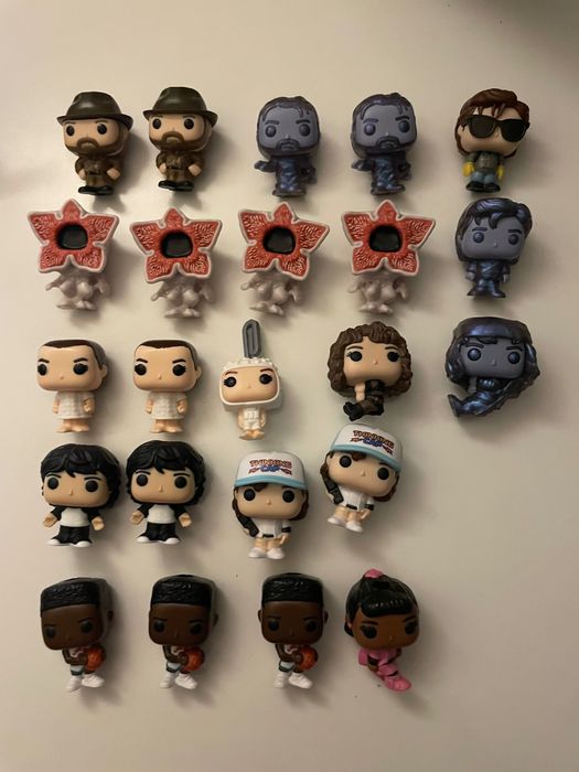 Обмениваю фигурки Stranger things  Kinder Joy