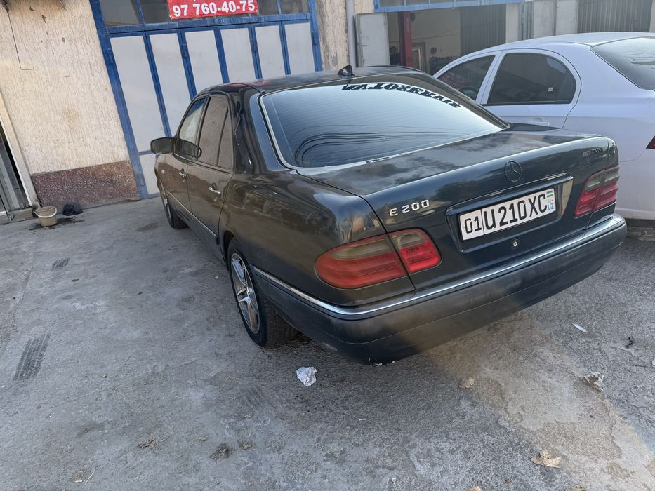 Mersedes E200 sotiladi arendagayam beriladi