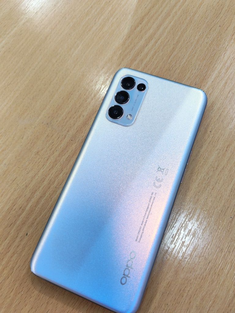 Продам Oppo Reno 5