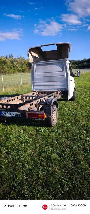 Se vinde sau se da si la schimb . Stare foarte bune . Acte la zi!