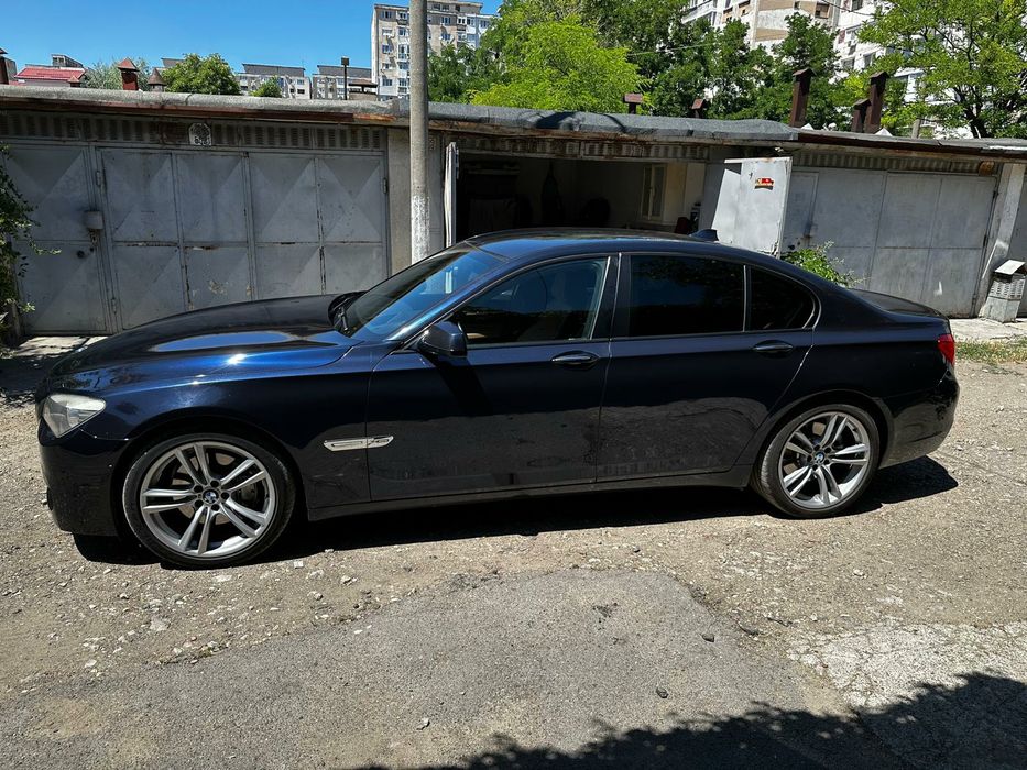 Vând BMW 740 xd 2011