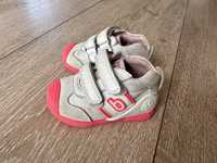 Бебешки обувки Biomecanics номер 18