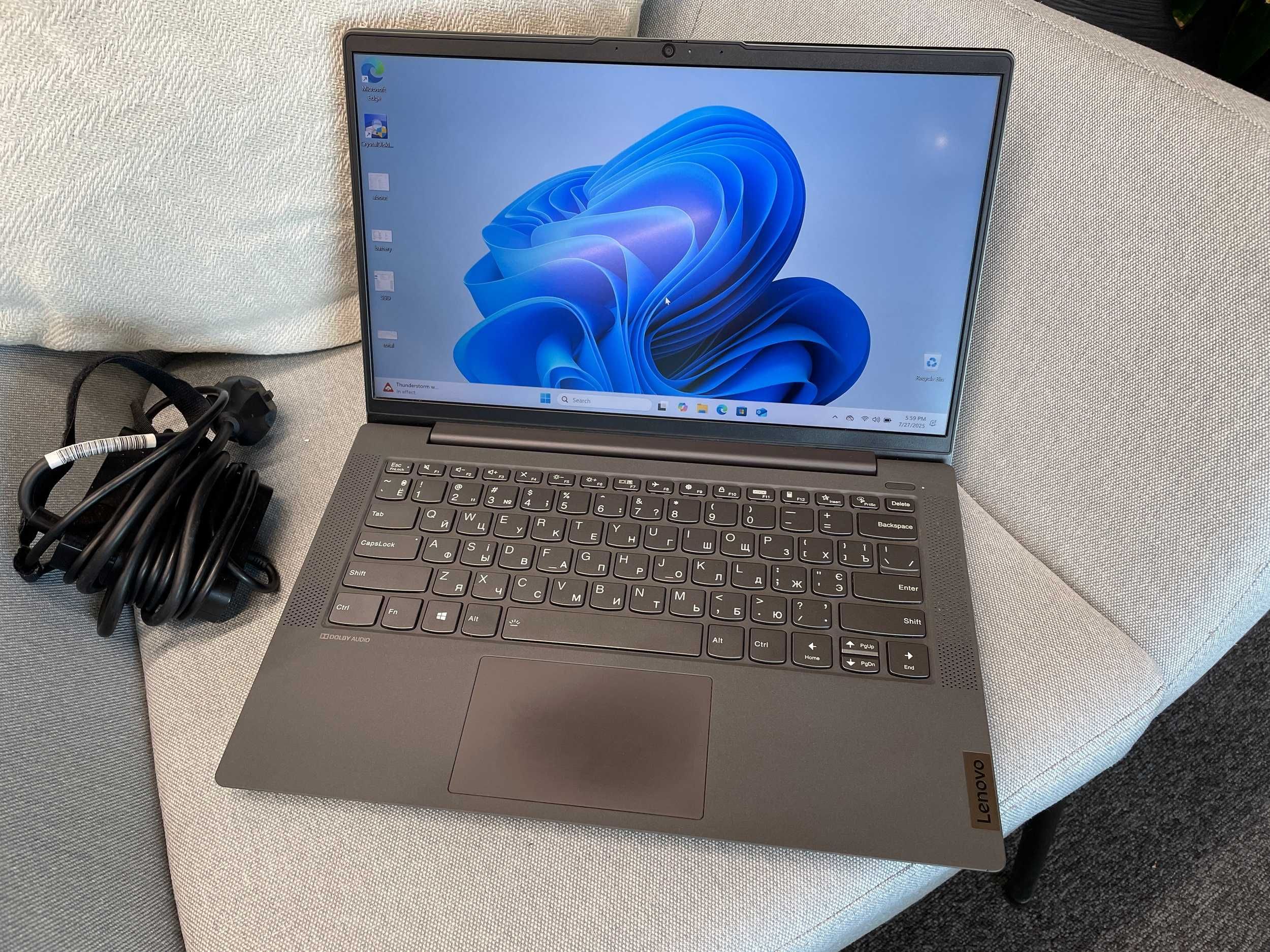 Лаптоп 14" Lenovo IdeaPad 5 14IIL05 (счупена панта на горния капак)