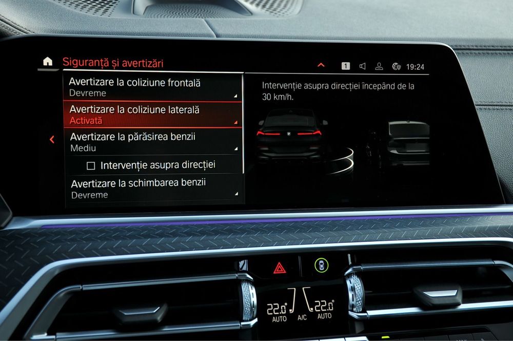 BMW X6 M50i 2021 530cp SkyLounge/GrilaLuminata/BowerWilkins/TV/ScauneM