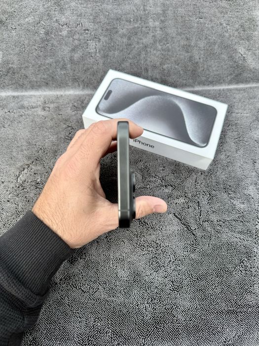 Iphone 15 Pro Max / Black / SUA / eSIM