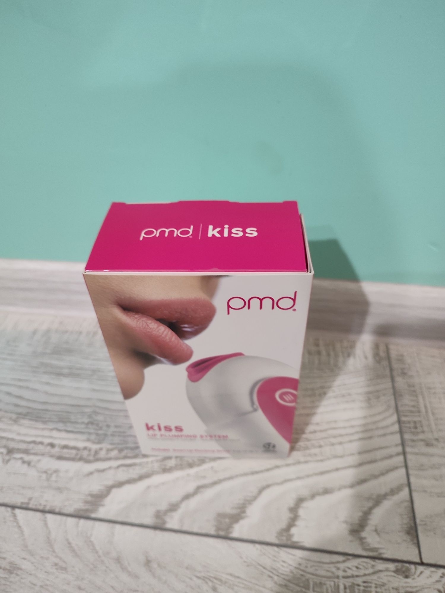 PMD Beauty Kiss Система за увеличаване на обема на устните със серум