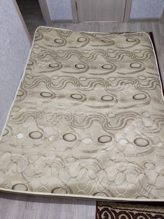 Продам матрас 150*195