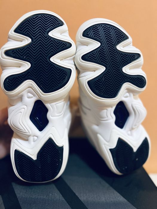 НОВИ маратонки adidas Crazy 8, 37 1/3