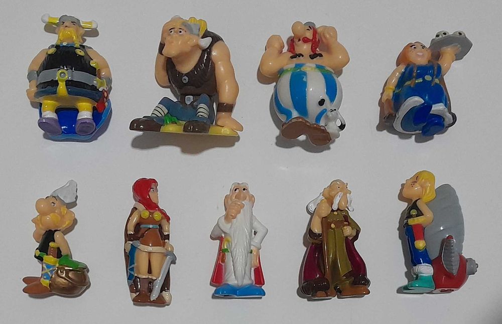 Kinder Surprise Toys Lot Asterix Princess Hippo Lion Fantasy Horror