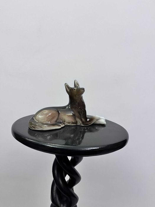 Bibelou statueta figurina ROYAL DUX Bhoemia portelan marcat bibelouri