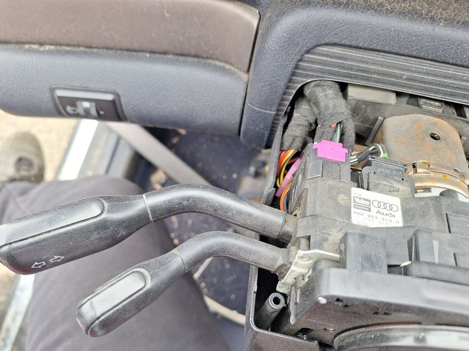 Maneta stergatoare lampa de semnalizare AUDI A4 Avant 8D5, B5 1994 - 2